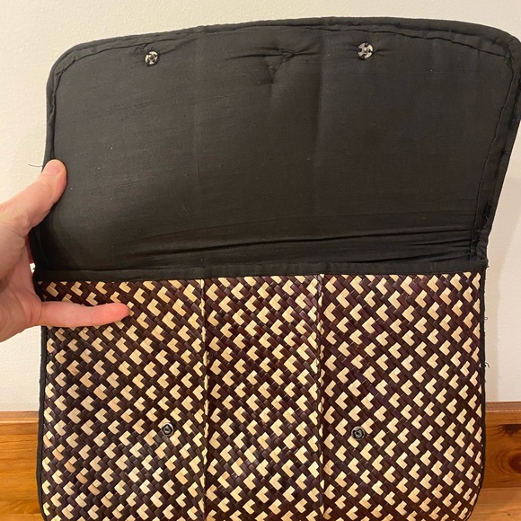 Vintage Woven Clutch Bag - Picture 2 of 4